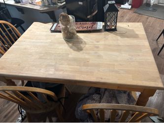 Oak table w/chairs FREE!
