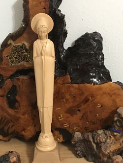 Virgencita de plástico antigua