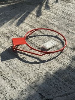 Basketball Hoop With Net