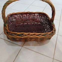 Wicker Baskaet