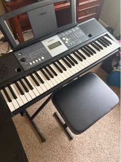 Yamaha Keyboard (YPT-230) w/ Stand & Bench – Works Great