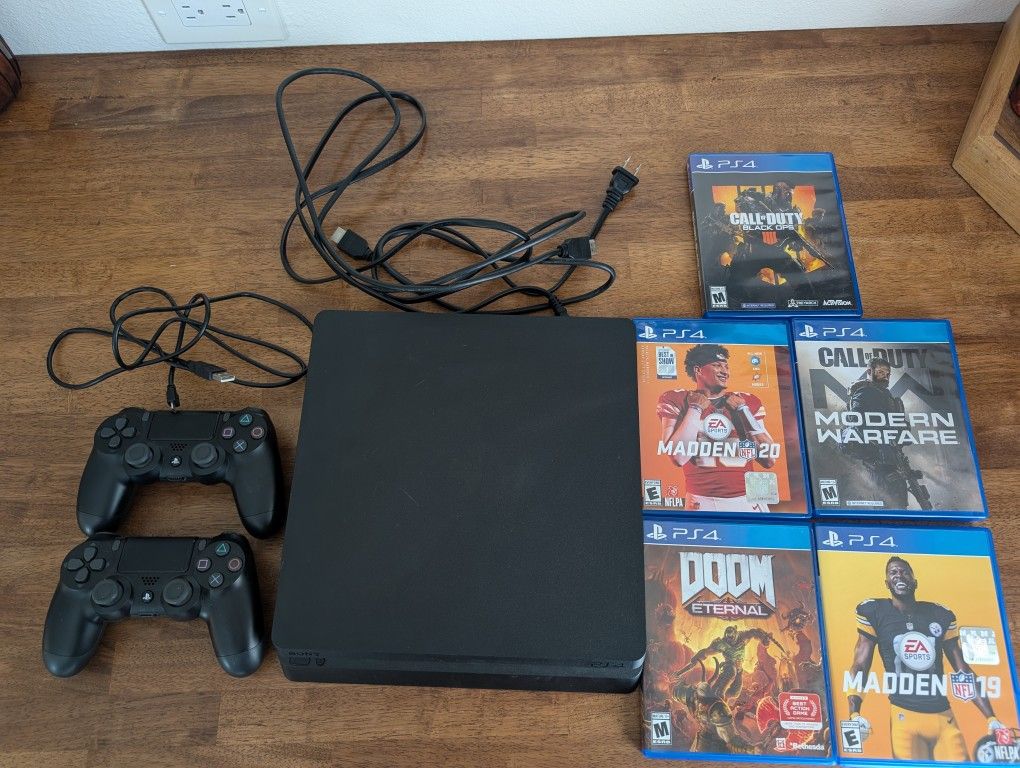 PS4 PlayStation 4