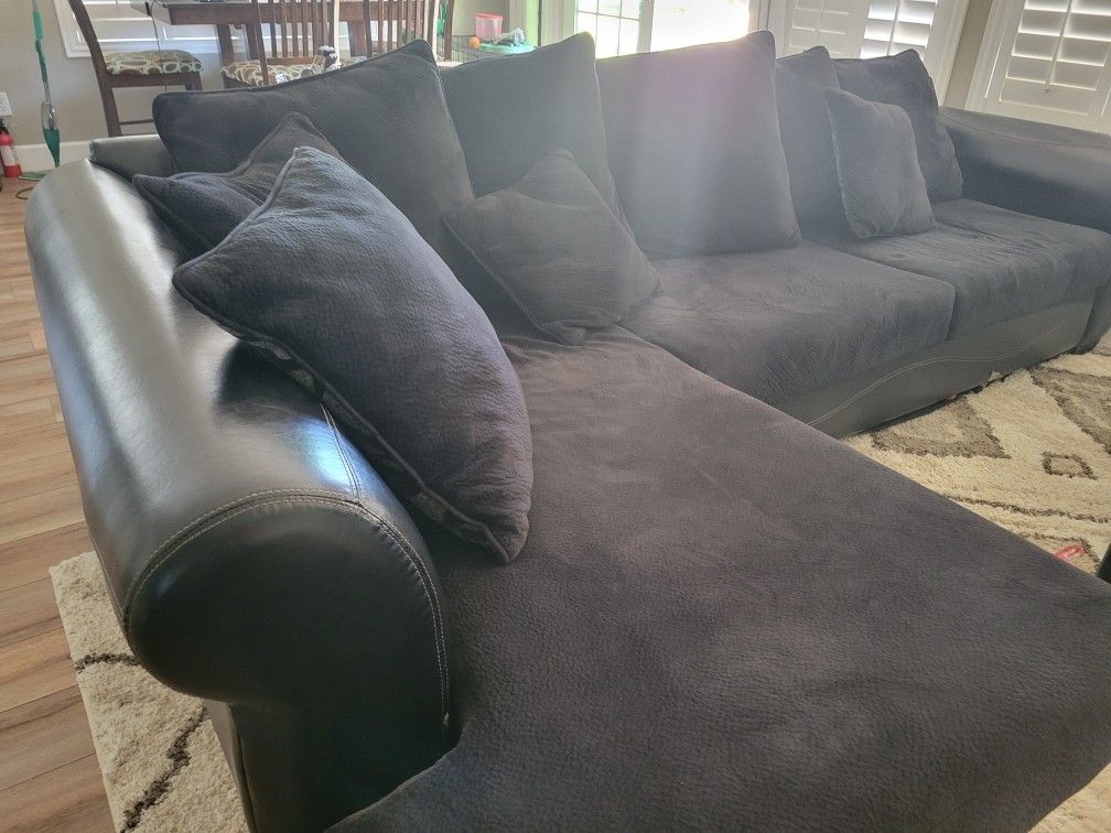 2 Pieces Black Velvet Chaise Sectional Sofa