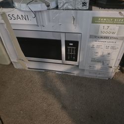 Vissani Over The Range Microwave $180