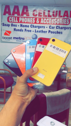 Apple iPhone XR 128GB / 64GB | $50 Down And Take It Home!