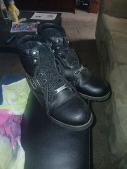 Mens boots
