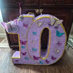 Butterfly 🦋 piñata