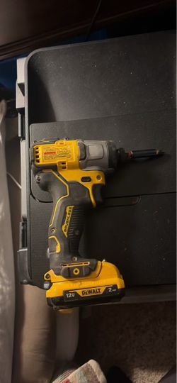 Dewalt 1/4 impact drill driver