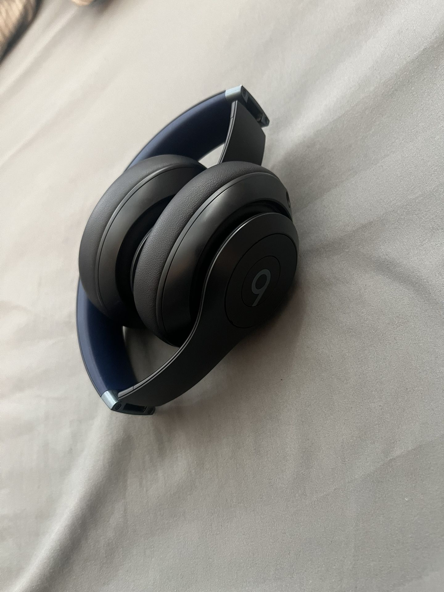 Beats Studio Pro