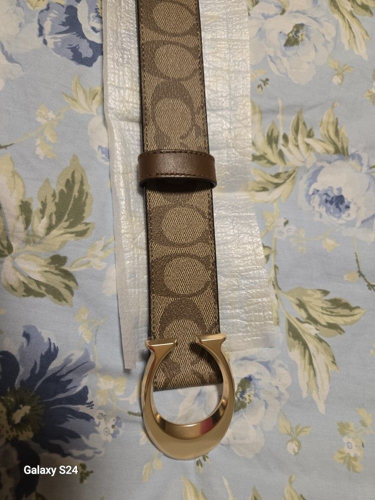 Brand new Coach belt