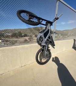 SURRON LBX silver and black (no trades)