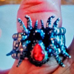 SPIDER RUBY RING ADJUSTABLE 