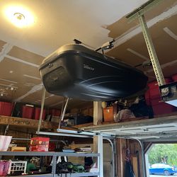 Car/SUV roof top carrier with Thule mounting rack