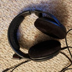Sennheiser  PC373D Headphones Good Condition. Lightly Used.