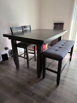 living spaces ashford III table