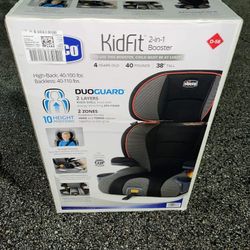 Chicco KidFit 2-in-1 Booster Car Seat