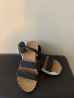 platform sandals 