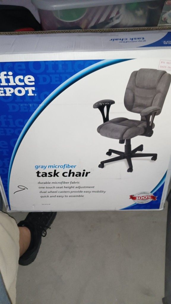 Office Task Chair