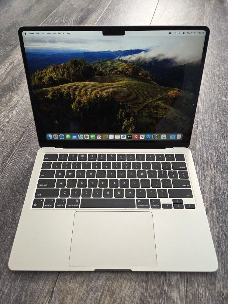 MacBook Air M2 like New