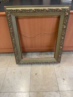 inner size Vintage picture frame 25” X  30 1/4” inner size