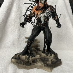 Venom statue 