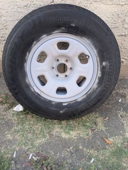 Nissan Steel rim and tire