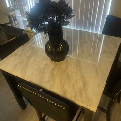White  Marble Table 