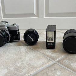 Minolta SRT201 Camera