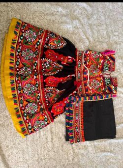 New Hand work chaniya choli with duppatta