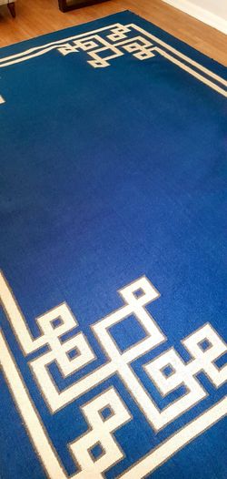 Handwoven flat-weave wool rug