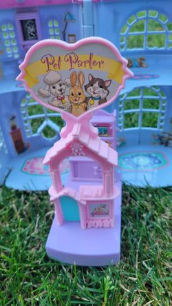 Polly Pockets Pet Parlor Dollhouse