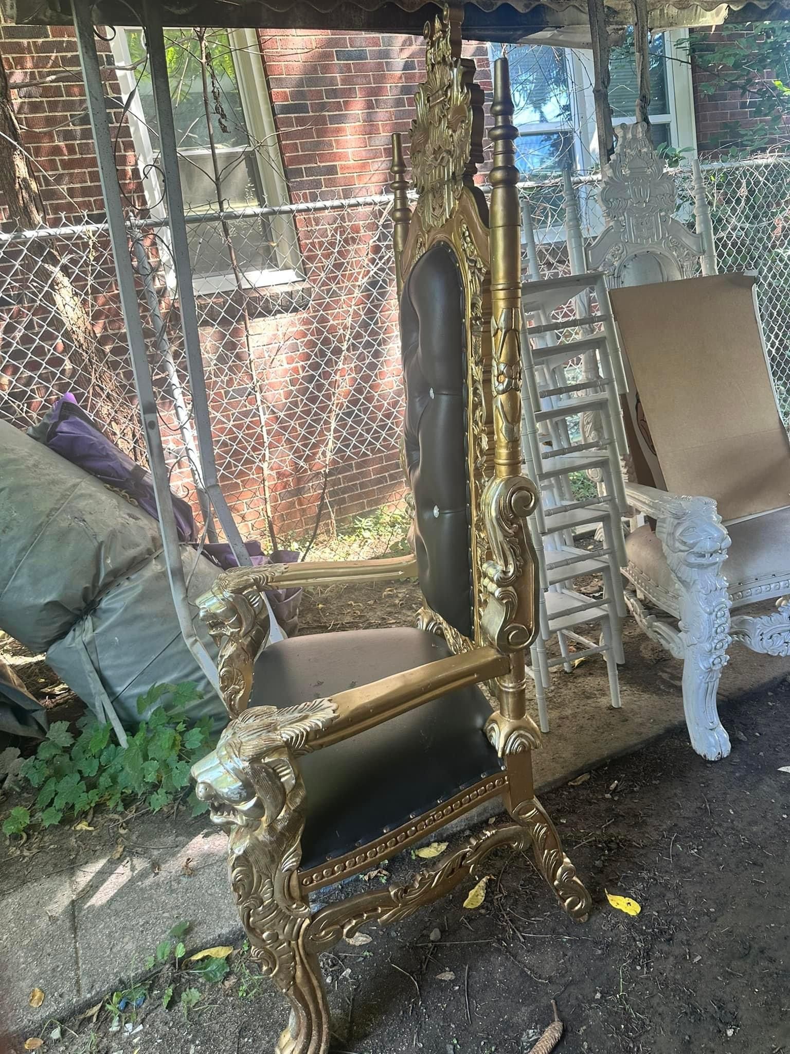 Throne Chairs