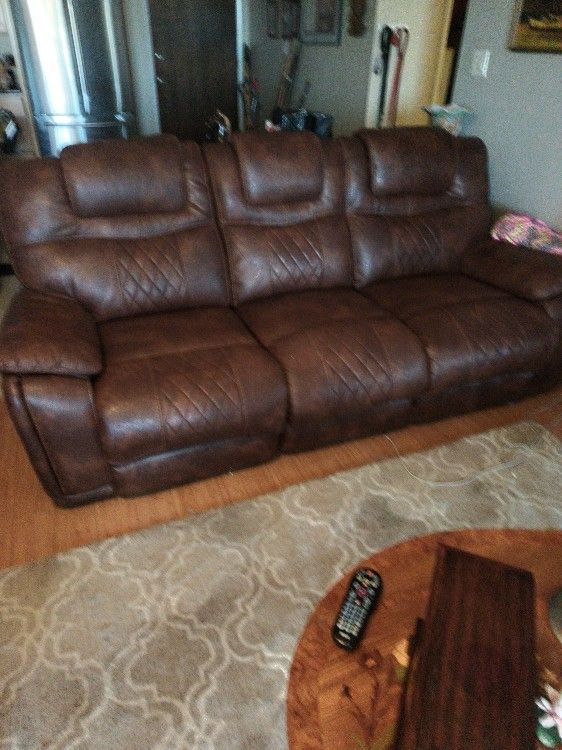 Leather Couch With Double Recliners