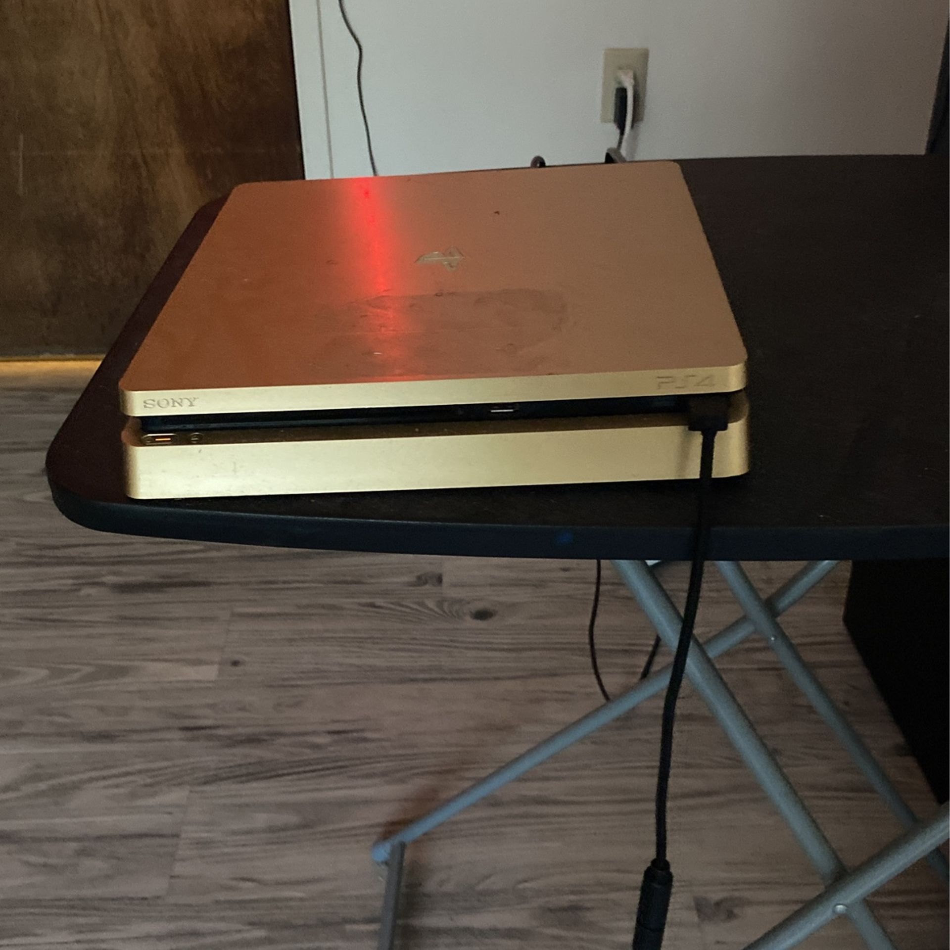 Ps4 Slim Gold Edition 