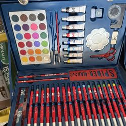 Brand New Spiderman Art Kit