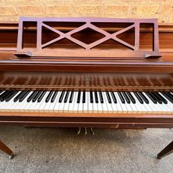 CABLE CHICAGO UPRIGHT PIANO - OFFERS IMMEDIATE PICKUP!