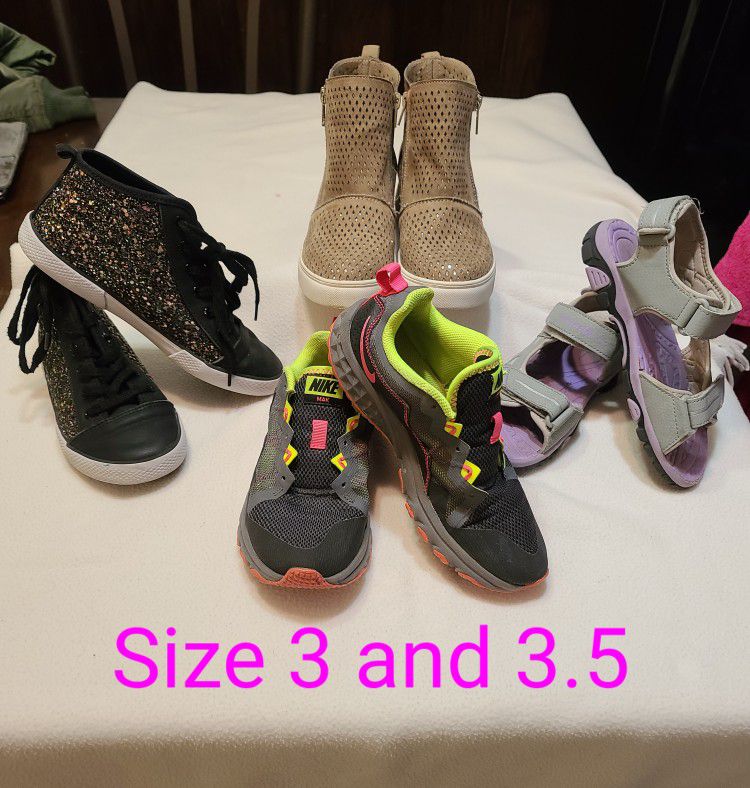 Girls Shoes Size 3 And 3.5 Nike Shoes.. Short Boots.. Sandals..
