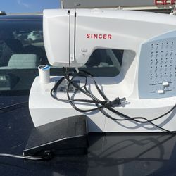Singer Sewing Machine