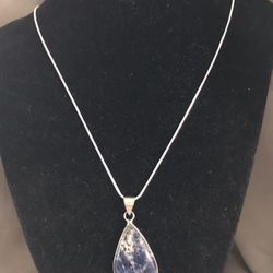 Agate Teardrop Pendant Necklace Silver Tone Chain 