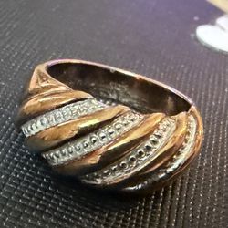 Vintage Gold Tone Twisted Rope Ring – Multi Band Design 