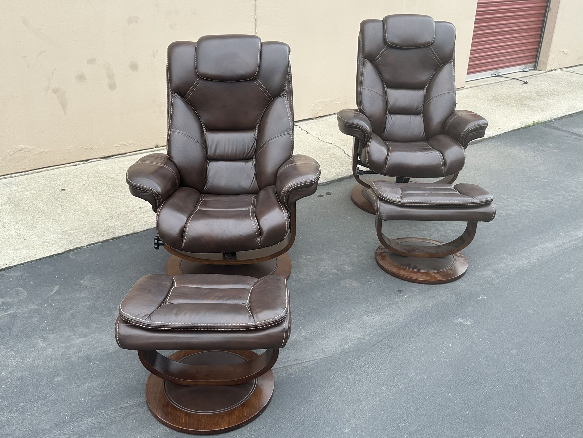 Vintage Set - Swivel Chairs With Ottomans