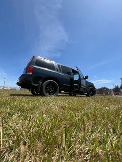 2004 Nissan Armada