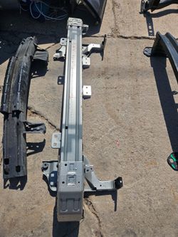 Lincoln MKZ Ford fusion front rebar Oem
