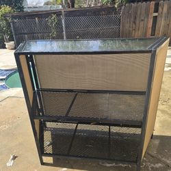 Mini Bar With 2 Bar Stools