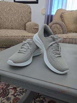 SKECHERS,  women  snickers by Martha  Stewart