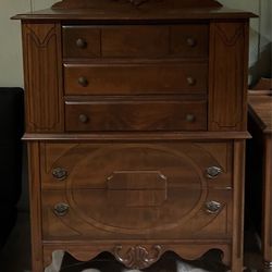 Antique chest and dressing table bedroom furniture