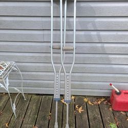 Guardian Crutches
