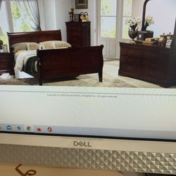 Queen Bed Room Set( Includes Queen Bed Frame, Dresser, Mirror, 1 Night Stand) 