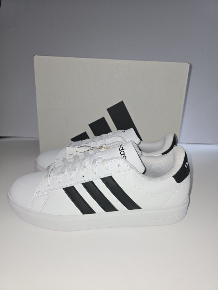 🔥 BRAND NEW Adidas Sneakers – Size 9.5 Womens– Original Box Included! 🔥