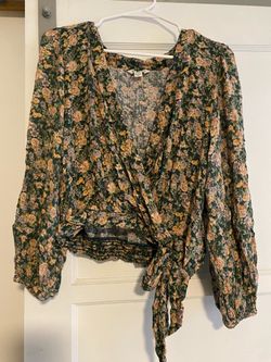 American Eagle Floral Wrap Blouse Long Sleeve